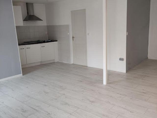 Location Maison 3 pièces 78 m2 La Rochefoucauld