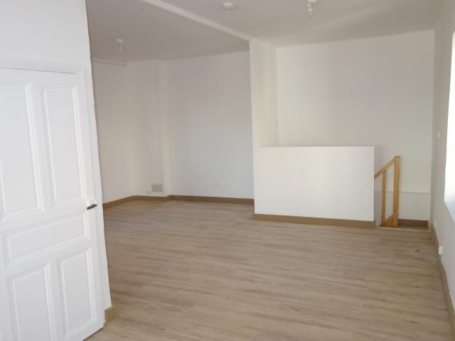 Location Maison 3 pièces 80m² NIMES 30000