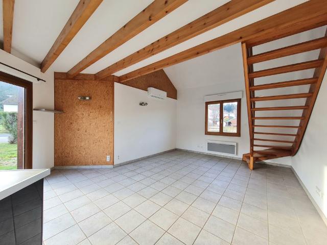 Location Maison 3 pièces 81m²