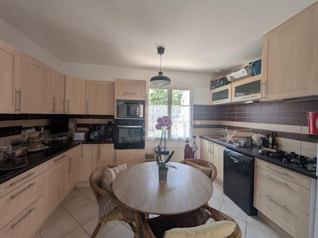 Location Maison 3 pièces 82.2 m2 Pécy