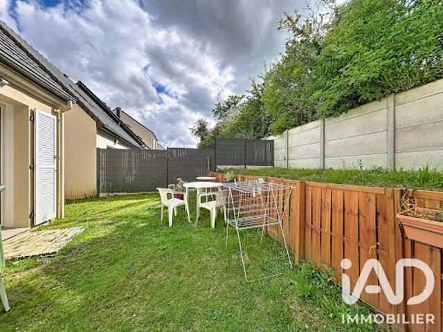 Location Maison 3 pièces 82 m2 Salouël