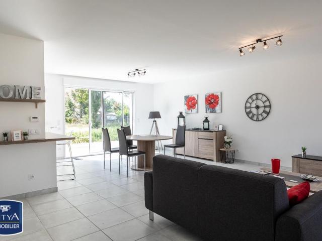 Location Maison 3 pièces 82m² TROUY 18570