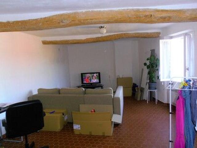 Location Maison 3 pièces 85m² PIERREFEU DU VAR 83390