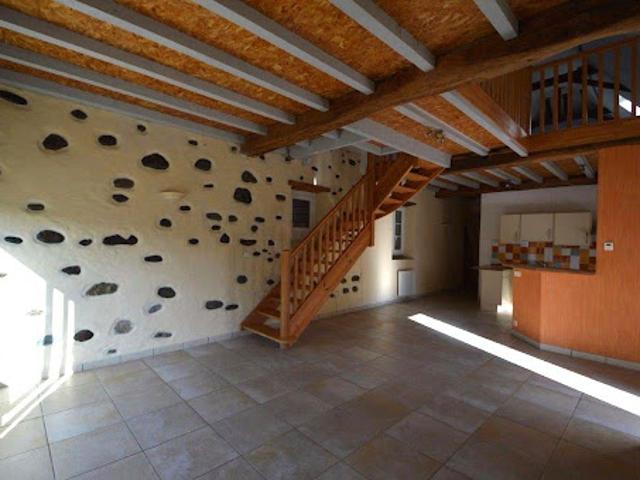 Location Maison 3 pièces 86 m2 Hours