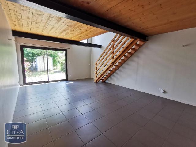 Location Maison 3 pièces 86m² ANGOULEME 16000