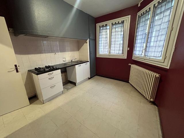 Location maison 3 pièces, 88.00m², Carmaux