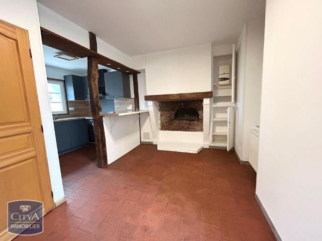 Location Maison 3 pièces 90m² VIERZON 18100