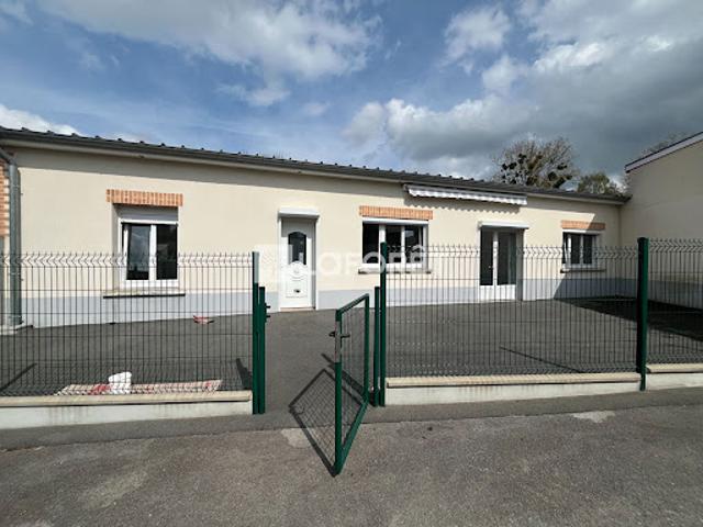 Location Maison 3 pièces 95 m2 Marconne
