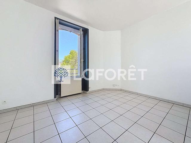 Location maison 3 pièces Airvault 79