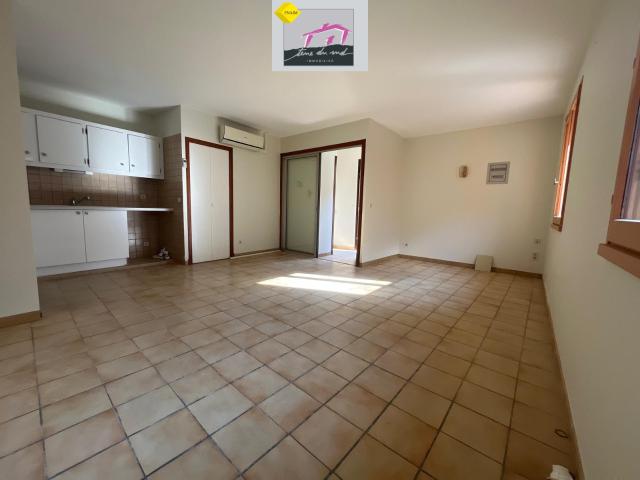 Location maison 3 pièces avec climatisation et garage | Terre du Sud