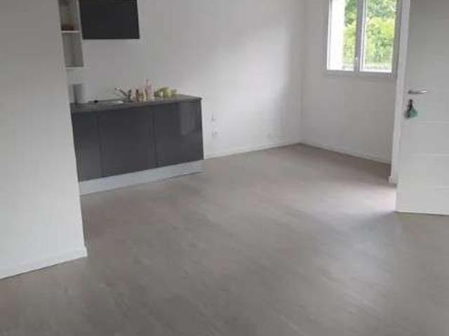 Location maison 3 pièces Avensan 33