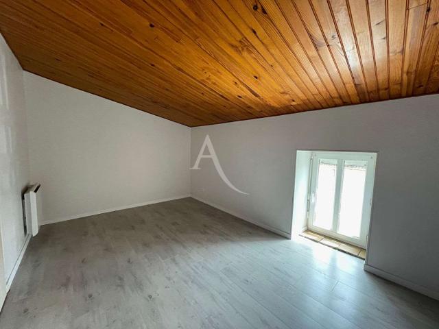Location maison 3 pièces Bourneau 85