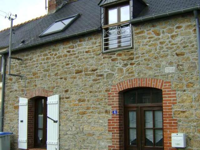Location maison 3 pièces Grâces 22