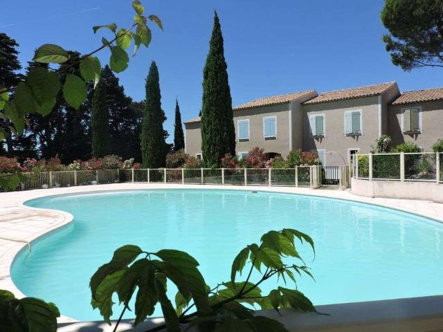 Location maison 3 pièces Sainte Cécile les Vignes 84