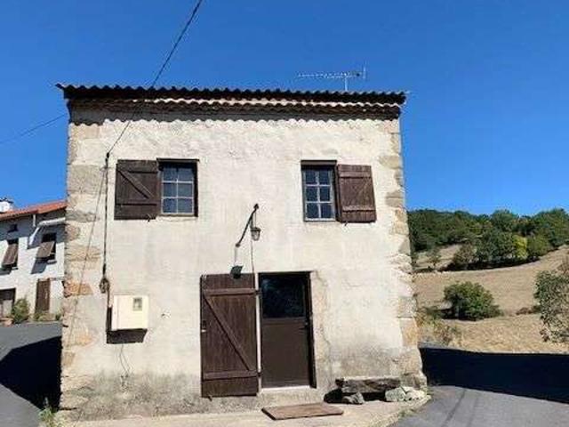 Location maison 3 pièces Sallèdes 63