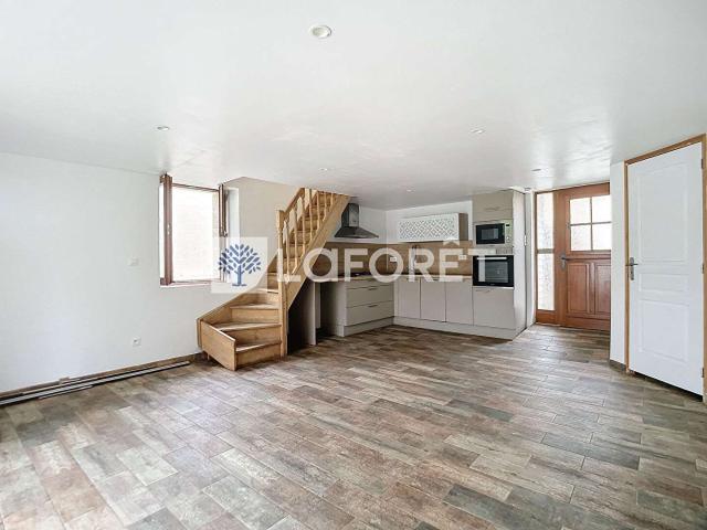 Location maison 3 pièces Pamplie 79