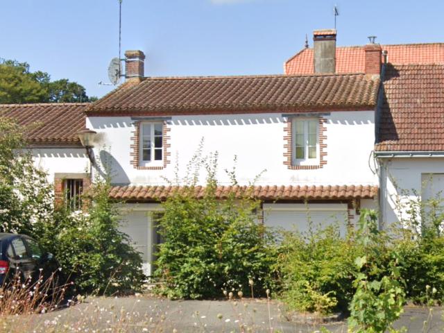 Location maison 3 pièces Vairé 85