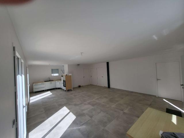 Location maison 3 pièces Villebaudon 50
