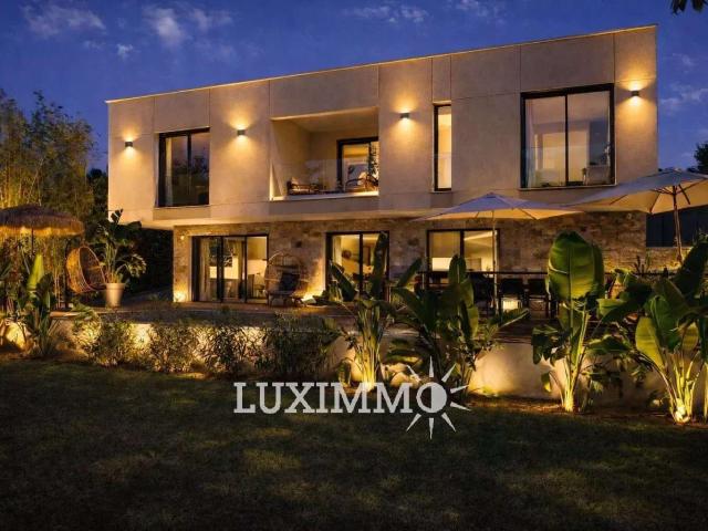 Location maison 10 pièces Mougins 06