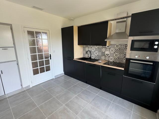 Location maison, 110.44 m² T 6 à Panazol, 1 150 €