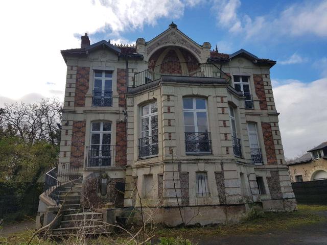 Location maison 11 pièces Angers Lac De Maine 49