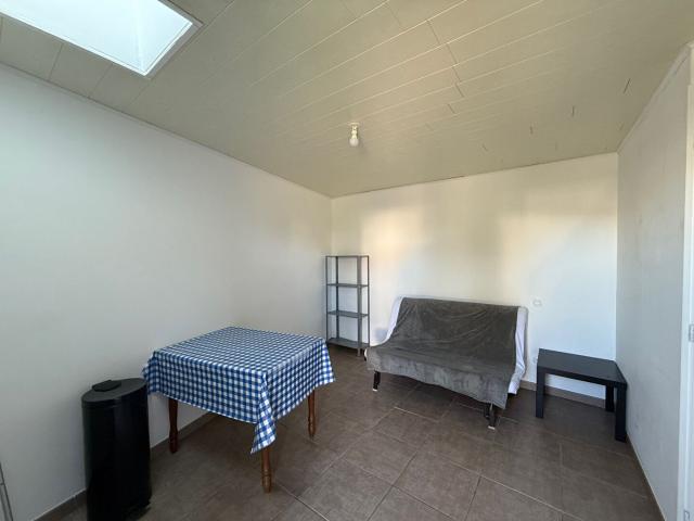 Maison 1 pièce La Chaize le Vicomte 16.30m² 350€ à louer