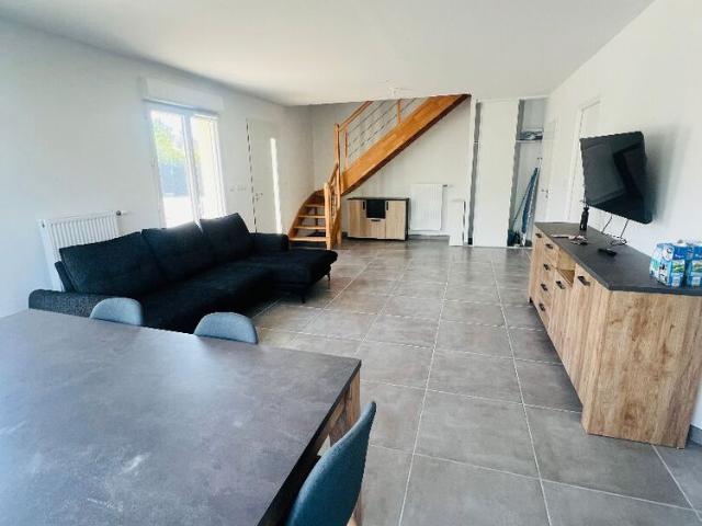 Location maison 1 pièce, 30.00m², Saran