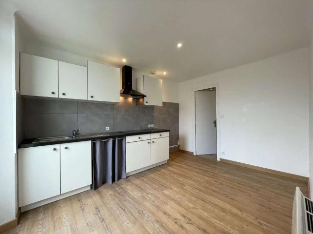 Location maison 1 pièce Le May sur Èvre 49
