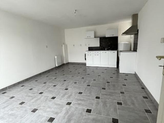 Location Maison 2 pièces 30 m2 Boué