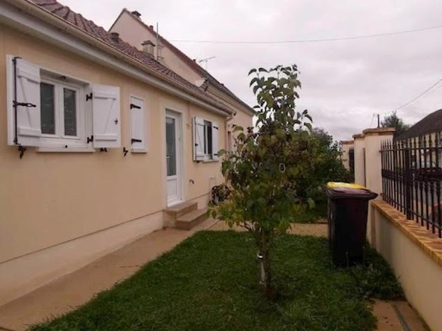 Location Maison 2 pièces 45 m2 Pécy