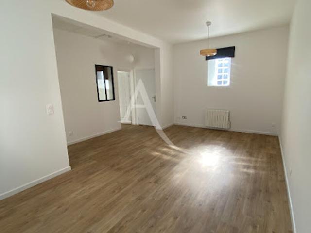 Location Maison 2 pièces 46.7 m2 Saint Claude de Diray