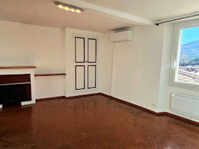 Location Maison 2 pièces 46.96 m2 Gonfaron