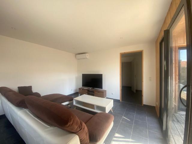 Location Maison 2 pièces 48m² ARES 33740