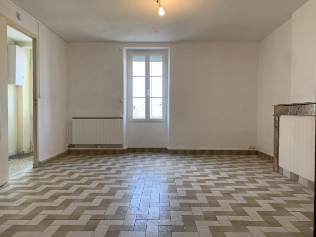Location Maison 2 pièces 49m² SABLE SUR SARTHE 72300