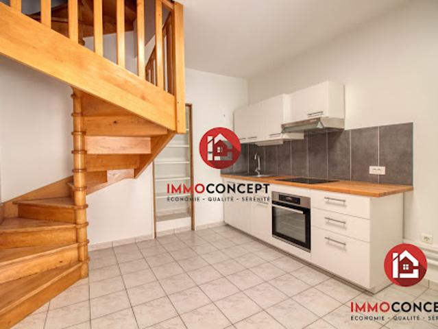 Location Maison 2 pièces 50 m2 Roquemaure