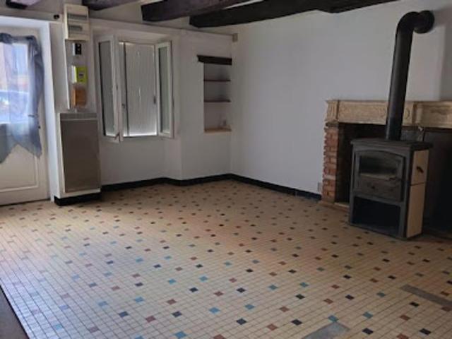 Location Maison 2 pièces 63 m2 Bonneuil Matours