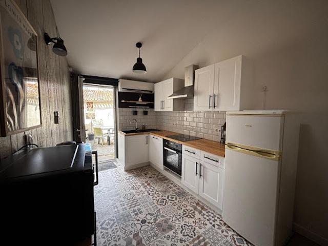 Location Maison de ville 2 pièces 64 m2 Arzens