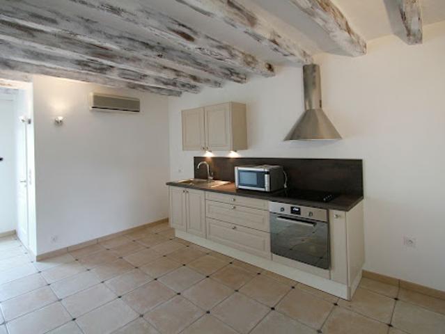 Location Maison 2 pièces 65 m2 Joue les tours