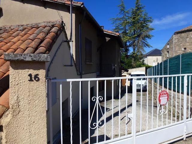 Location Maison 2 pièces 65 m2 L'Hospitalet du Larzac