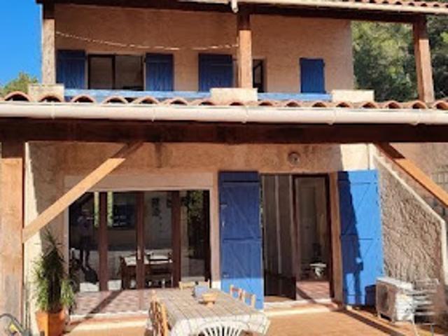 Location Maison 2 pièces 75 m2 Peypin