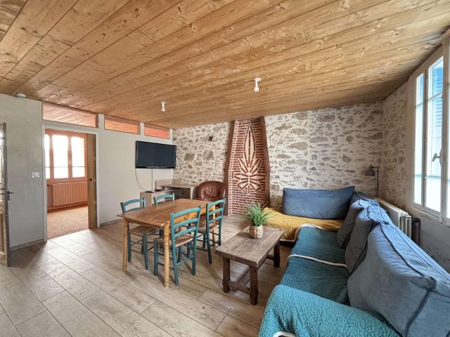 Location maison 2 pièces Beaulieu sous la Roche 85
