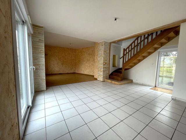 Location maison 2 pièces Ligné 16