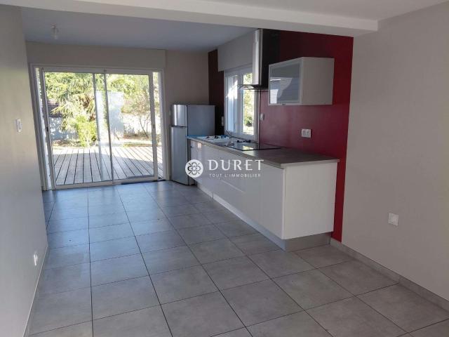 Location maison 2 pièces Montréverd 85
