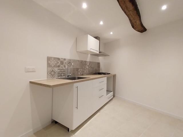 Location maison, 39.88 m² T 2 à Saint Thibéry, 550 €