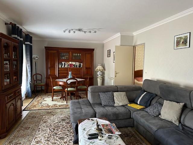 Location maison 7 pièces, 100.82m², Rochefort