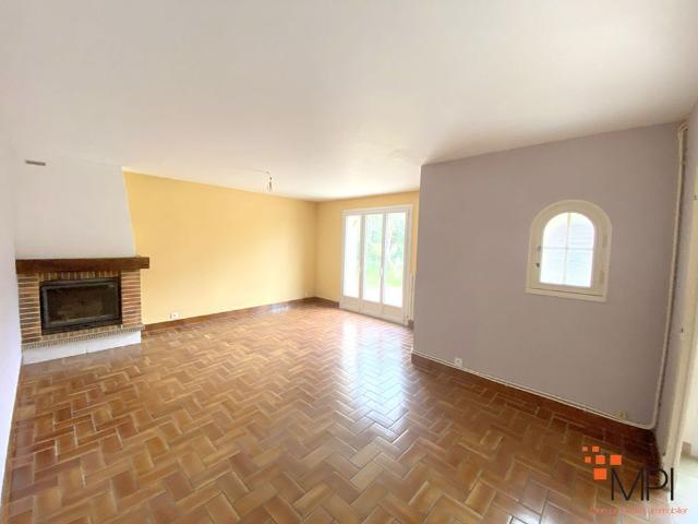 Location Maison 7 pièces 111m²