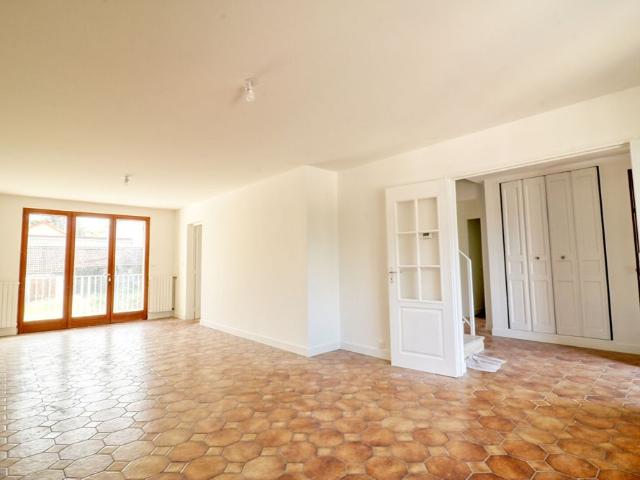 Location maison 7 pièces, 127.35m², Antony