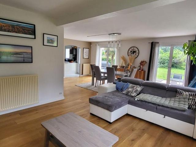 Location Maison 7 pièces 135m²