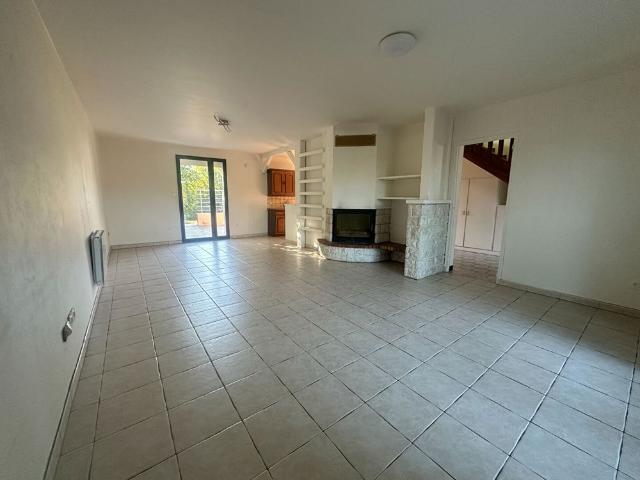 Location maison 7 pièces, 139.24m², Le Châtelet en Brie