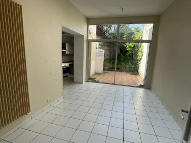 Location Maison 7 pièces 155.02 m2 Saint Quentin